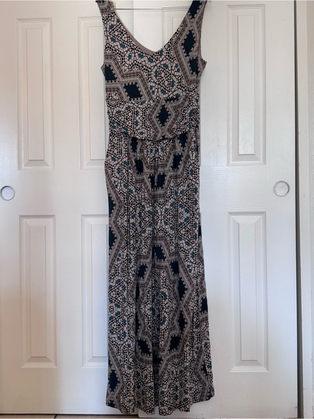 Maeve Sleeveless Geometric Maxi Dress in Black, Cream & Teal